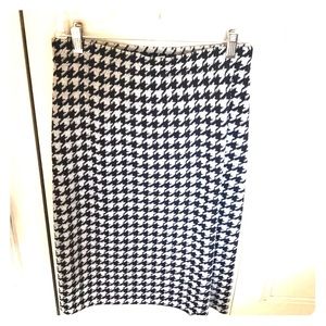 St. John pencil skirt